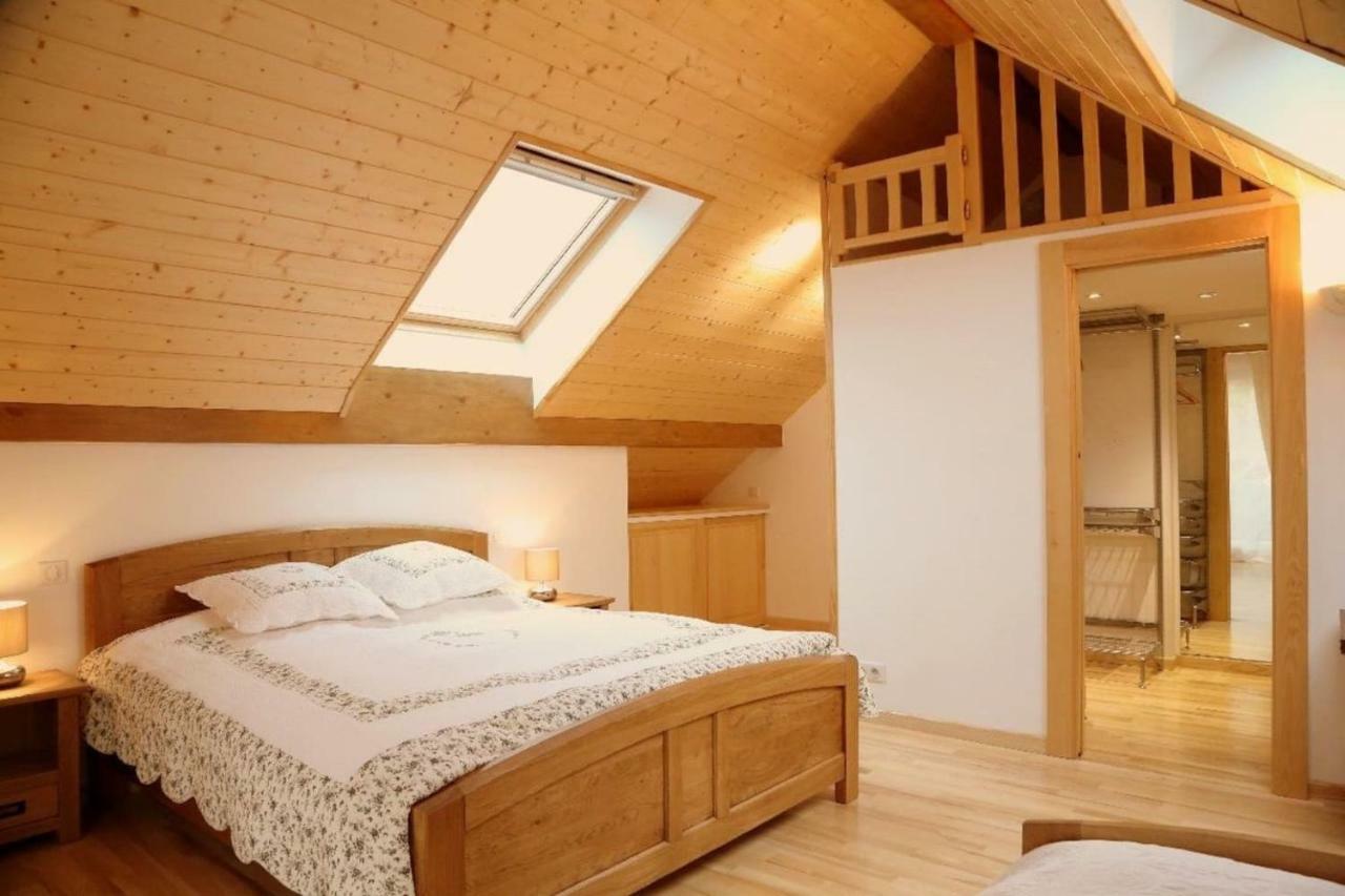 Gîte des Prés de la Douce Essert Extérieur photo